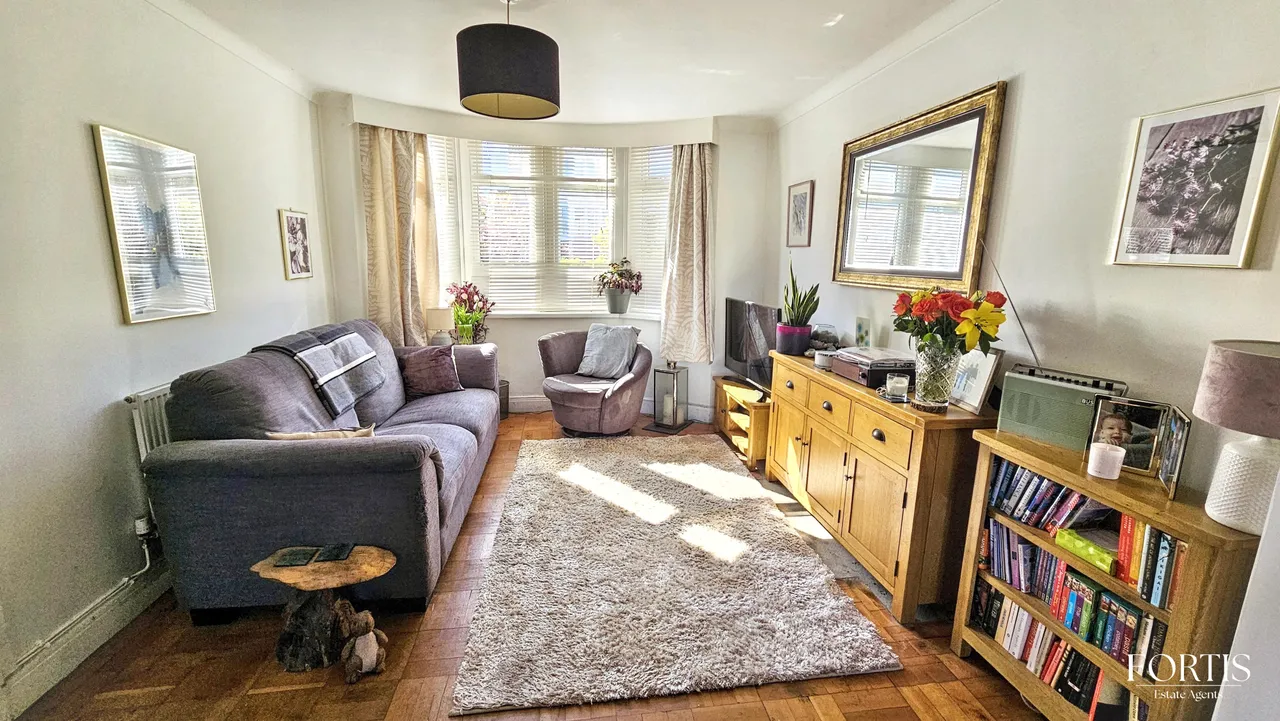 Everswell Road, Cardiff, CF5, photo 5