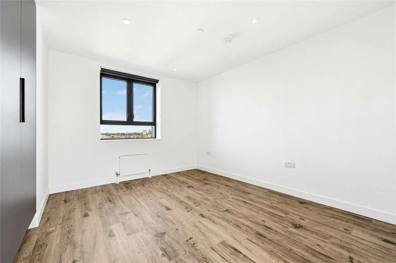 Barking Road, London, E6 2RT, photo 7