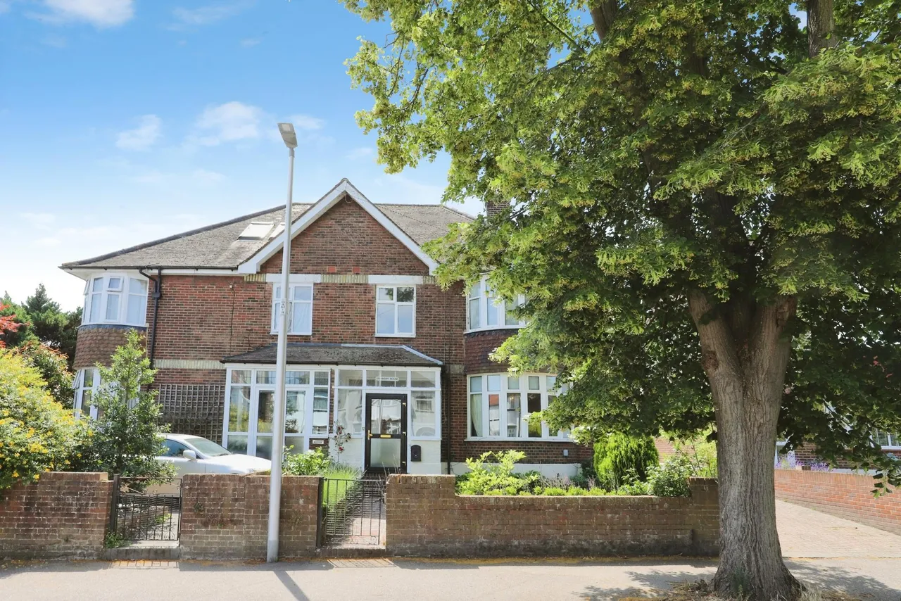 3 bed house for sale, Oxford Road, Gillingham, ME7