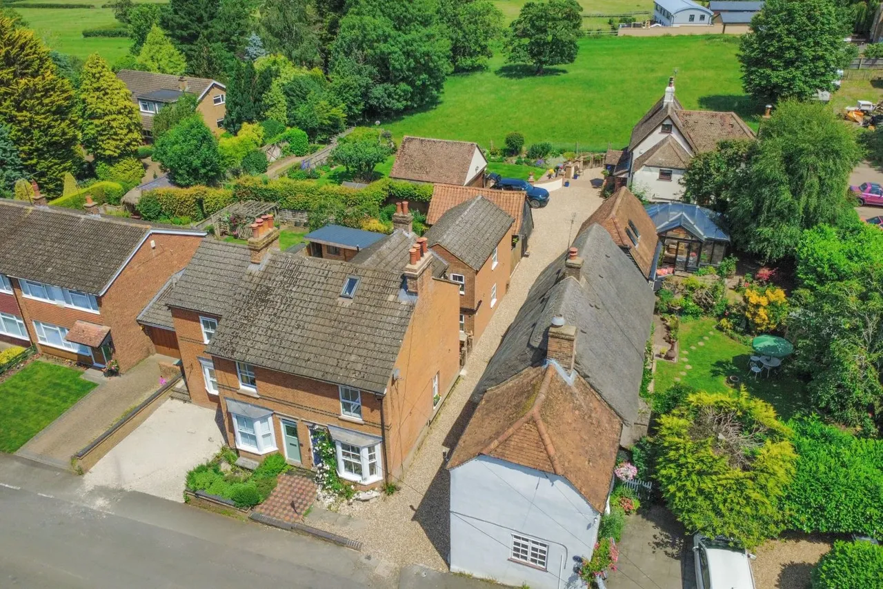 The Lane, Tebworth, LU7, photo 6