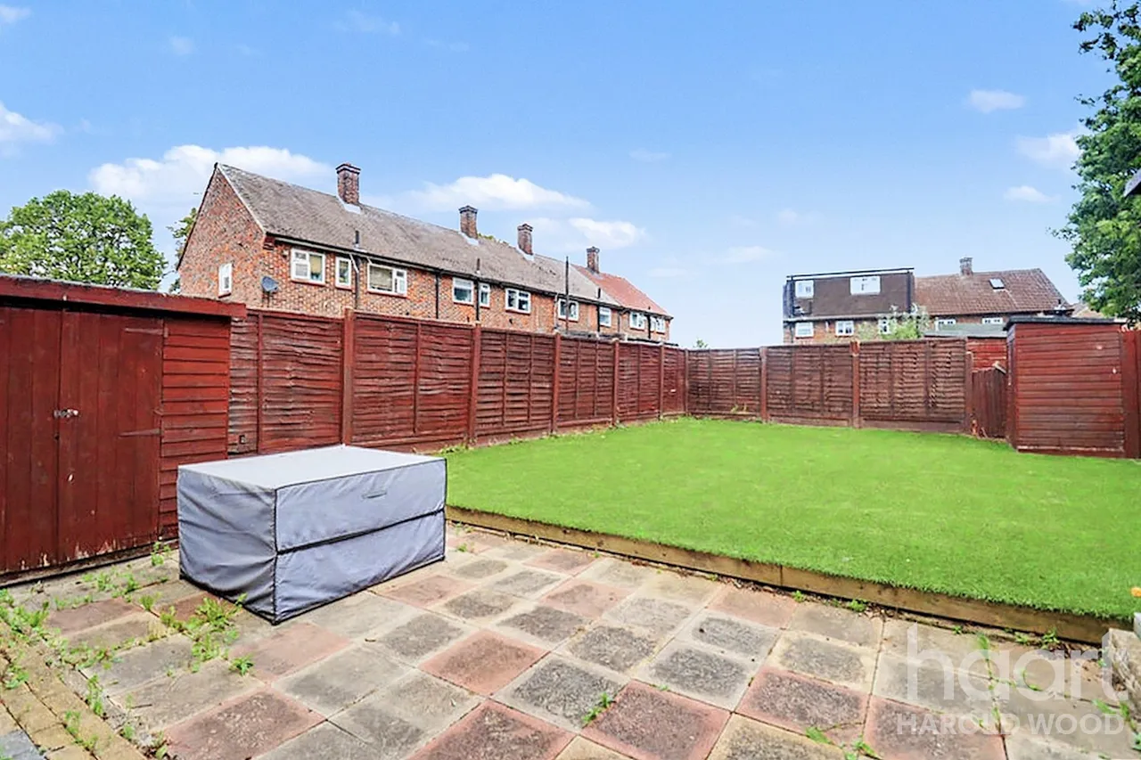 Chippenham Road, Harold Hill, RM3, photo 15
