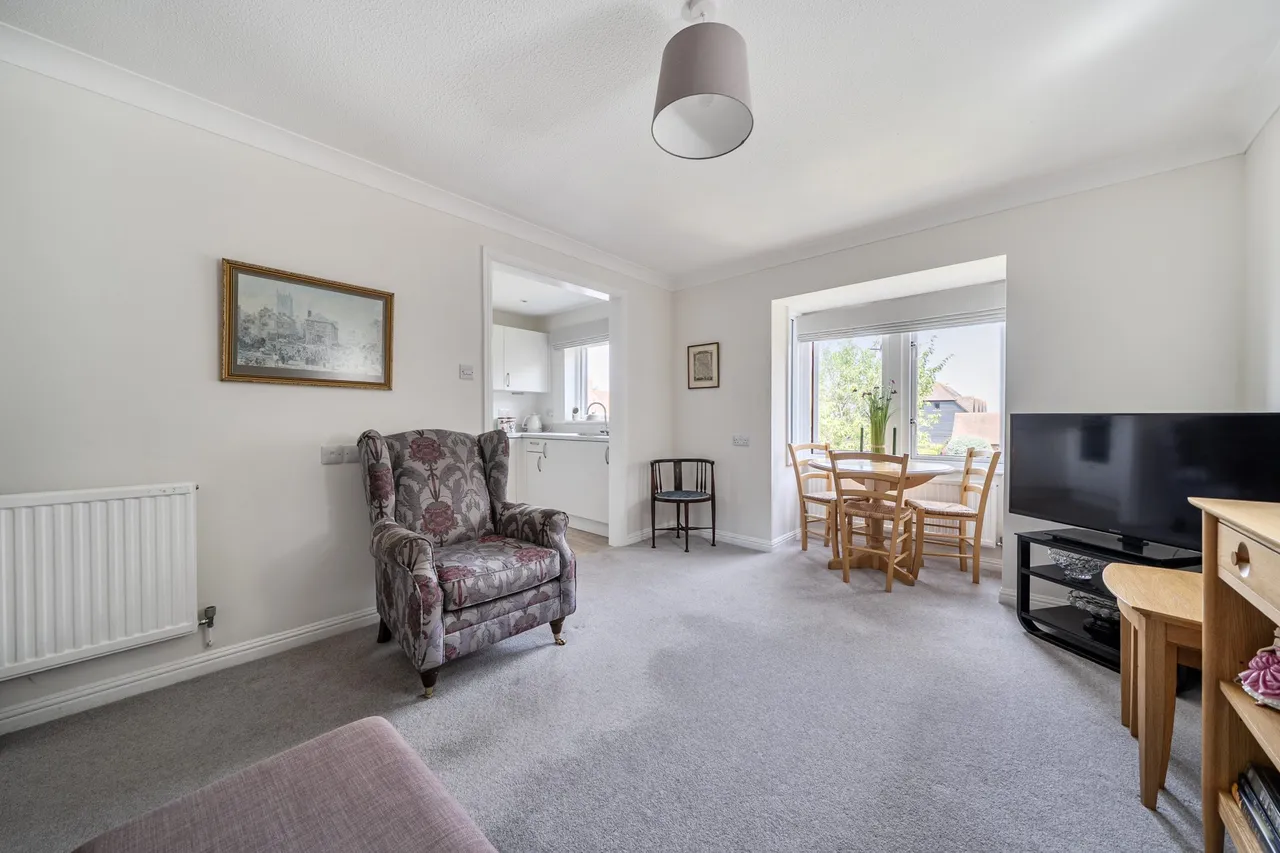 Palace Gate, Odiham, Hook, RG29 1JZ, photo 7