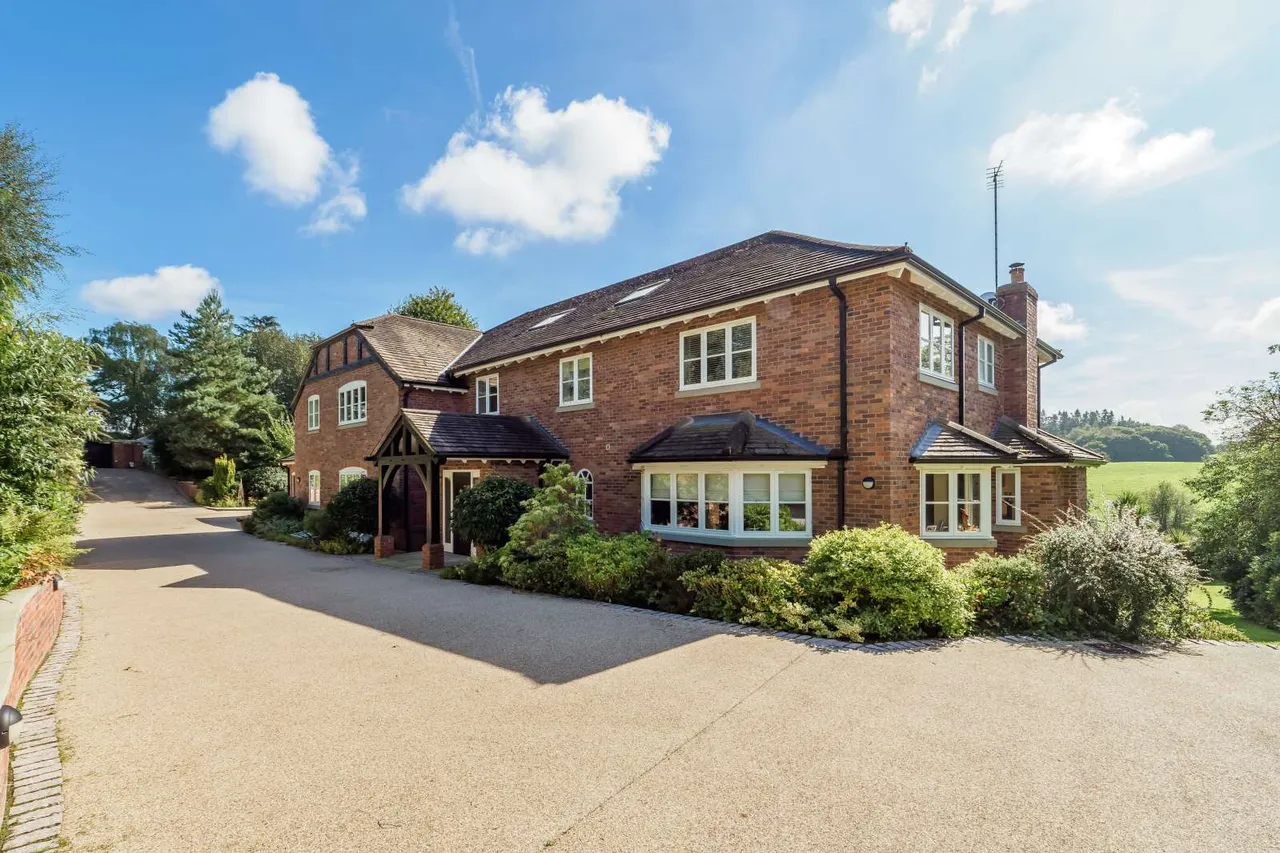Chelford Road, Prestbury, SK10, photo 4