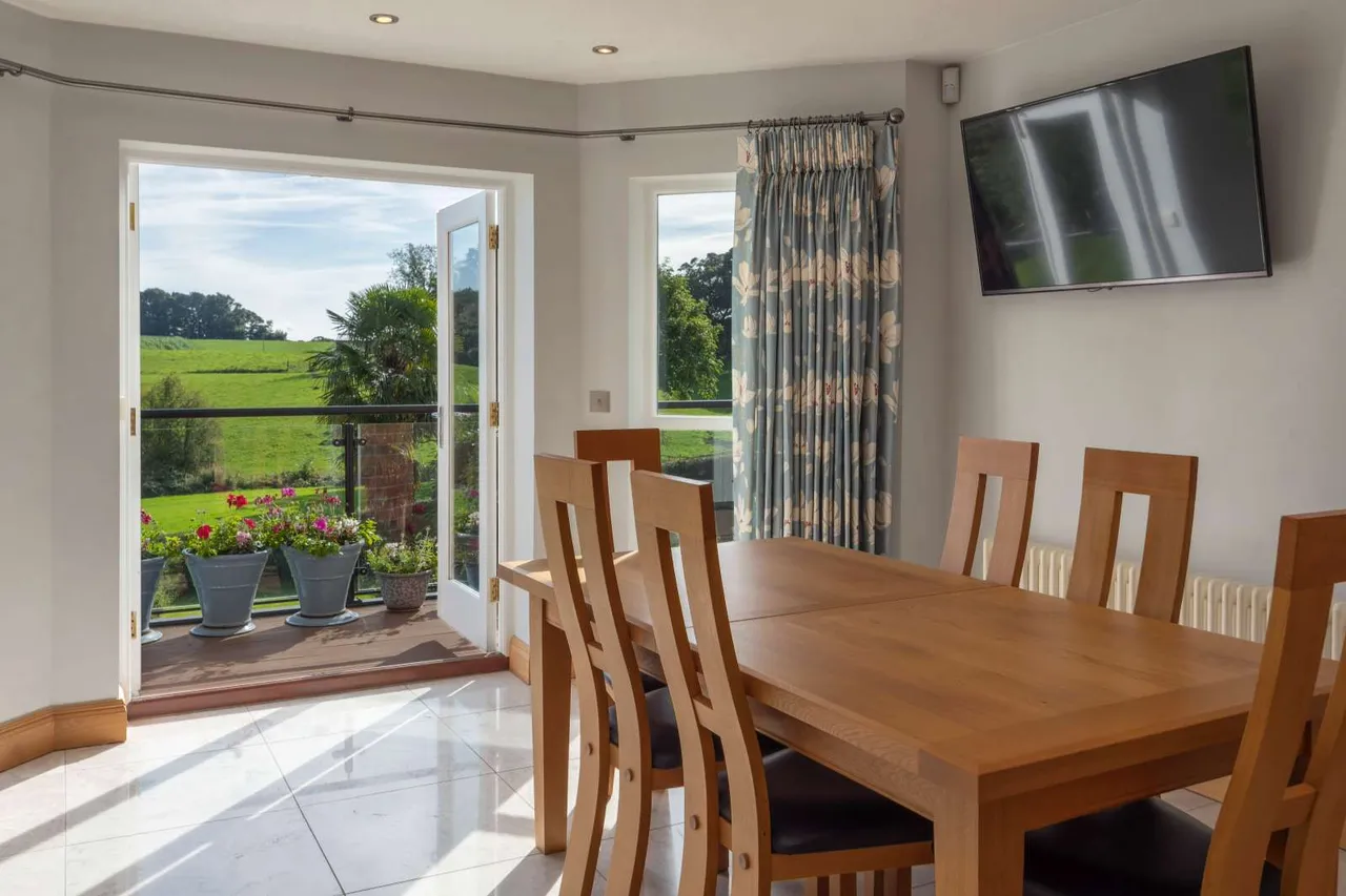 Chelford Road, Prestbury, SK10, photo 10