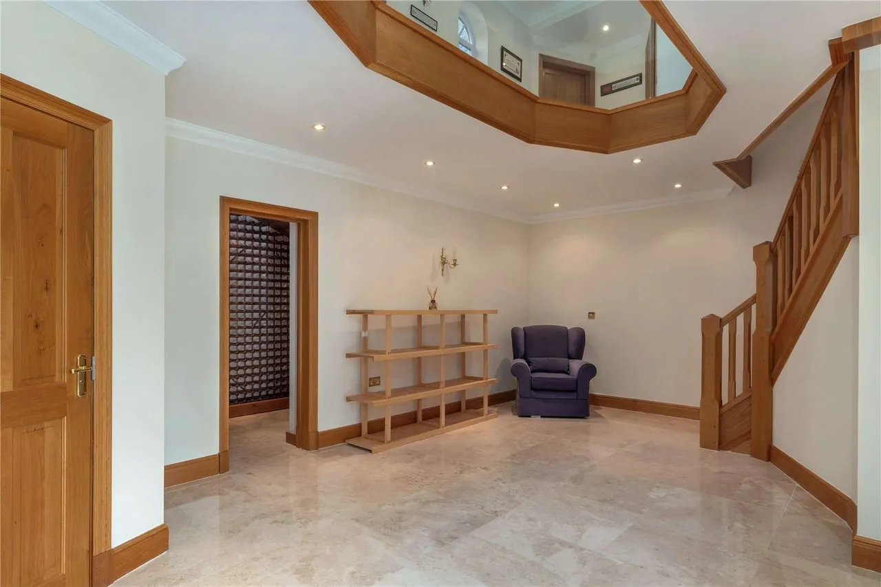 Chelford Road, Prestbury, SK10, photo 8