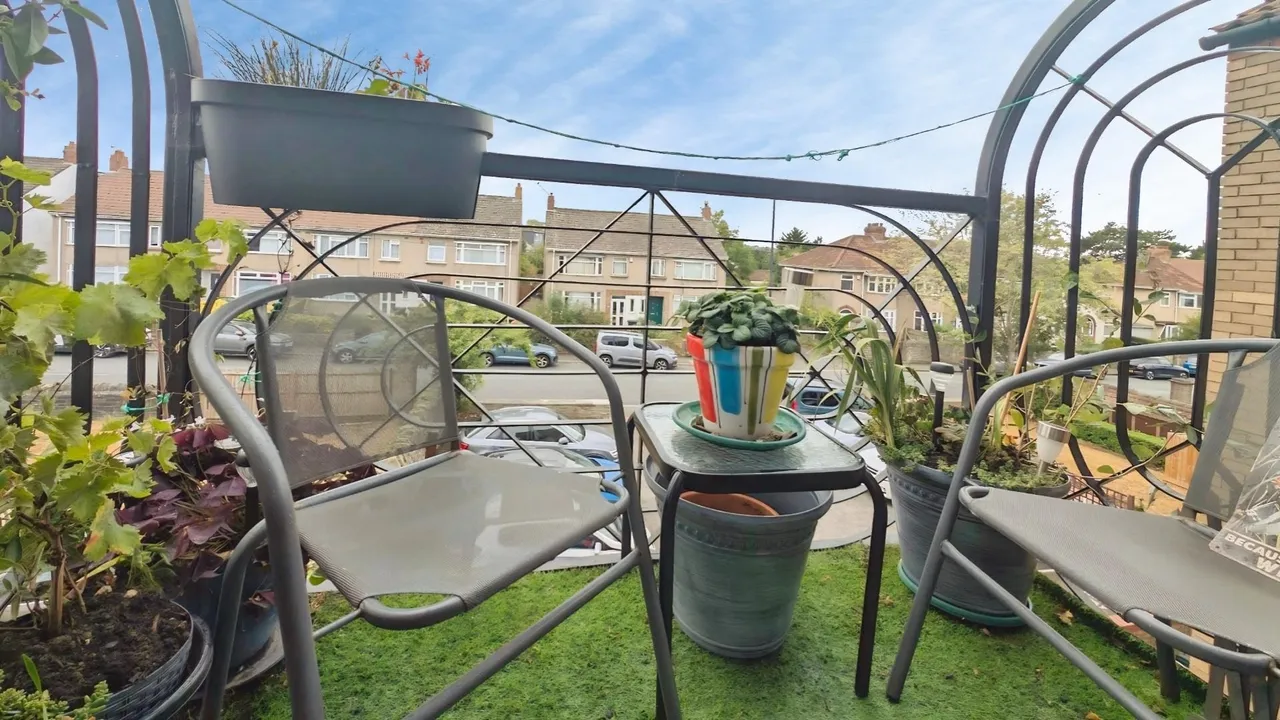 Manor Road, Fishponds, Bristol, photo 5