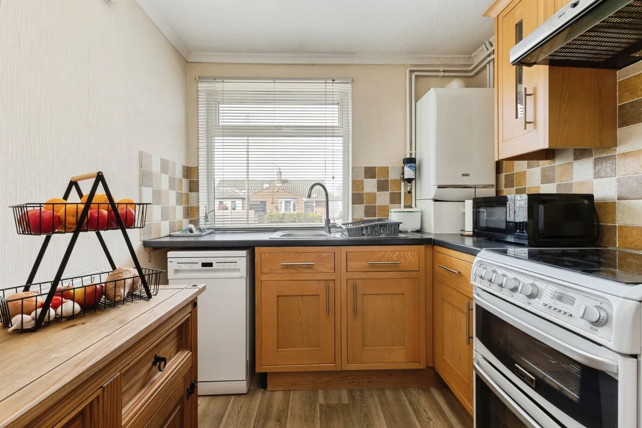 Meadow Way, Norwich, photo 6