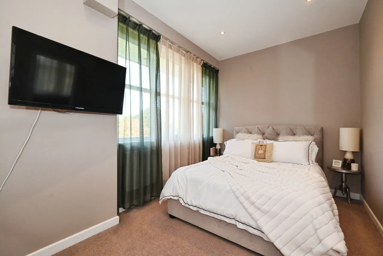 Emmview Close, Wokingham, RG41, photo 6