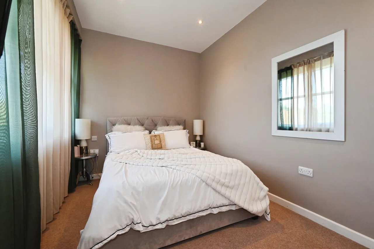 Emmview Close, Wokingham, RG41, photo 16
