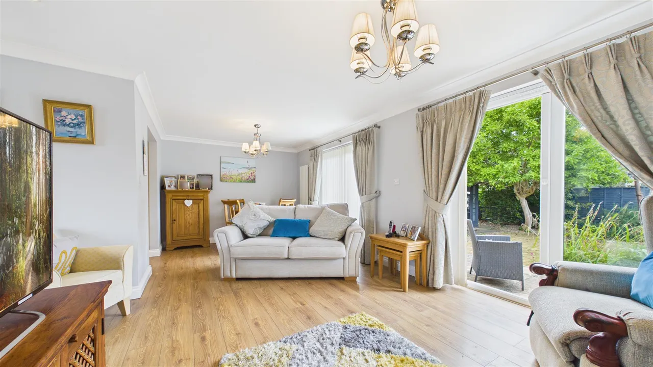 The Grove, Market Deeping, photo 4