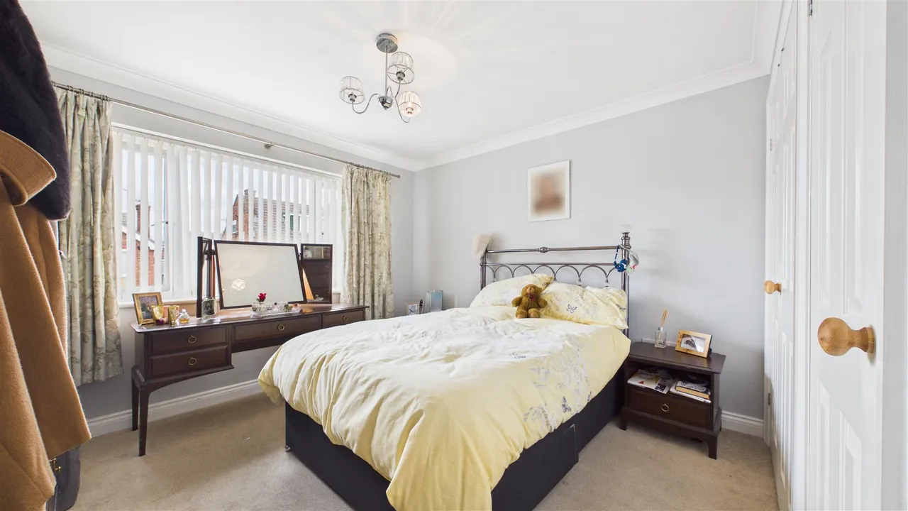 The Grove, Market Deeping, photo 10