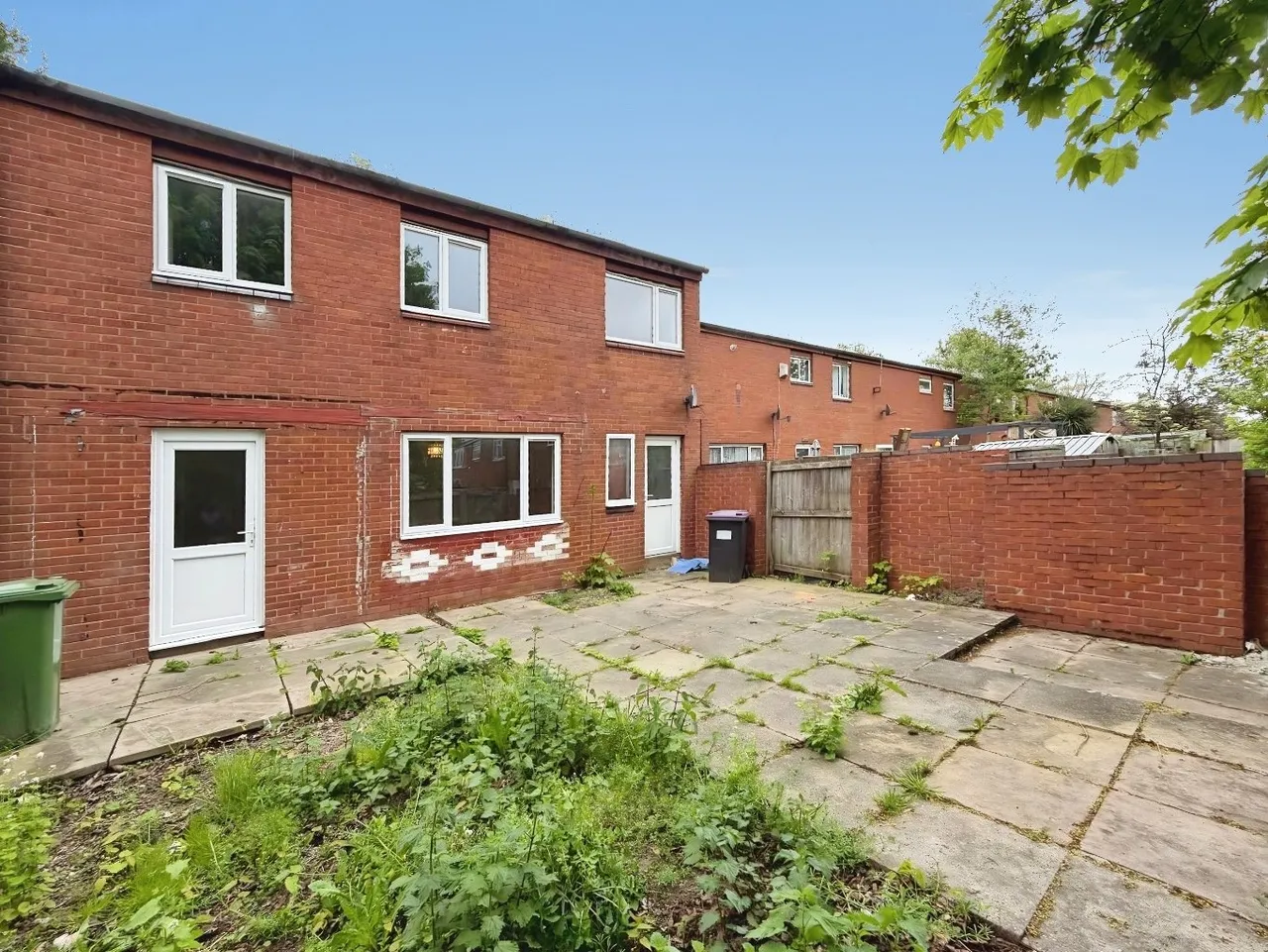 Bishopdale, Brookside, Telford TF3 1SF, photo 4