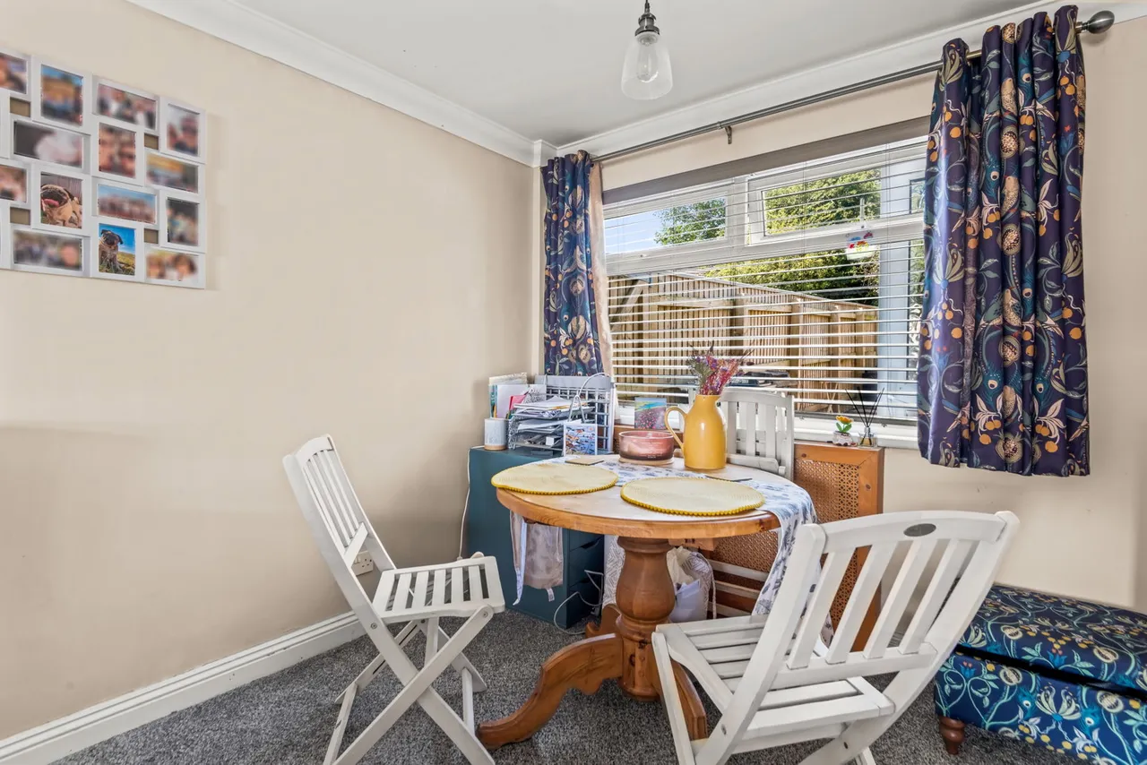 Beatrice Gardens, Saltash, PL12, photo 4