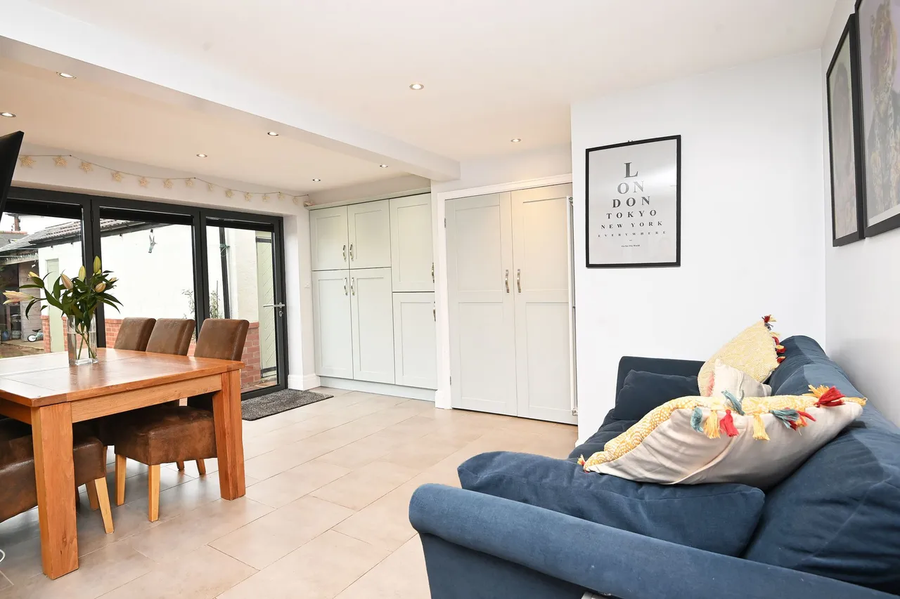St. Helens Road, Harrogate, HG2, photo 5