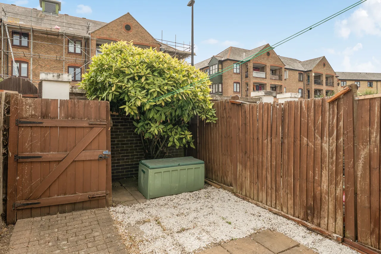Francis Close, E14, photo 10