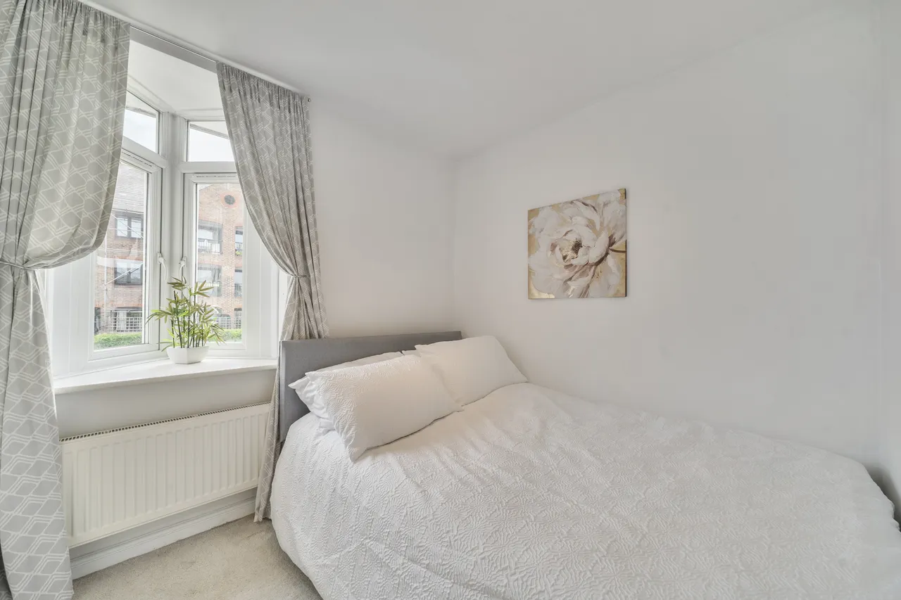 Francis Close, E14, photo 5