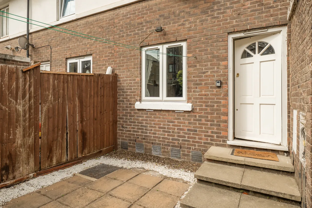Francis Close, E14, photo 9