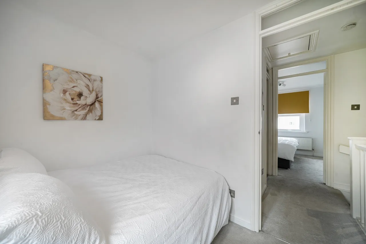 Francis Close, E14, photo 11