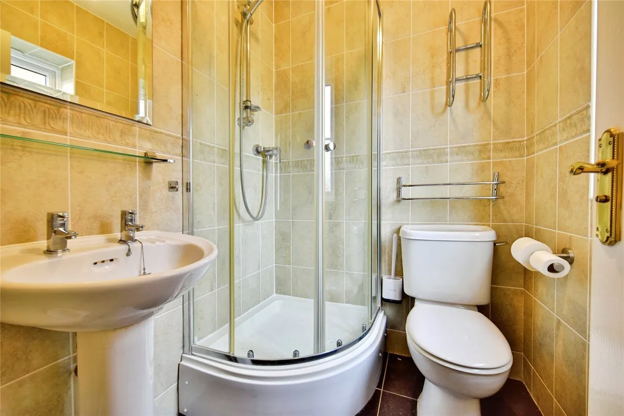 Mallard Crescent, Iwade, Sittingbourne, Kent, ME9, photo 10