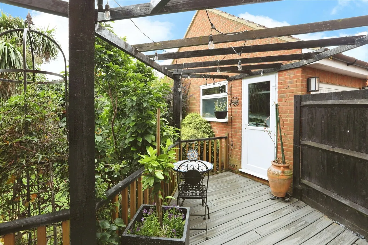 Mallard Crescent, Iwade, Sittingbourne, Kent, ME9, photo 11