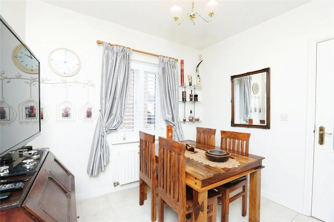 Mallard Crescent, Iwade, Sittingbourne, Kent, ME9, photo 7