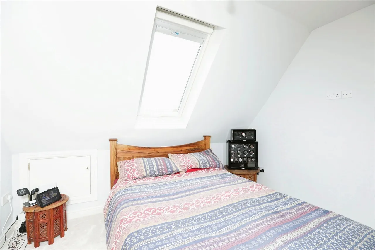 Mallard Crescent, Iwade, Sittingbourne, Kent, ME9, photo 9