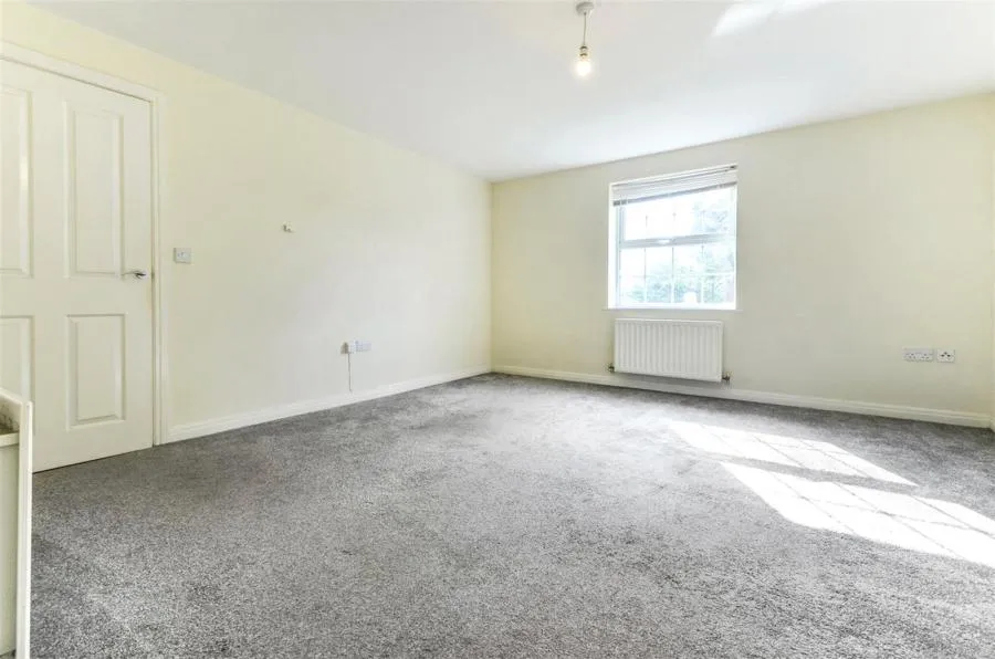 Flatts Lane, Calverton, NG14, photo 7