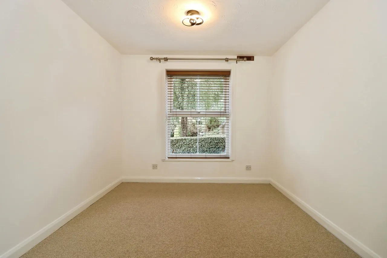 Lake View, Alcove Road, Fishponds, Bristol, BS16, photo 12