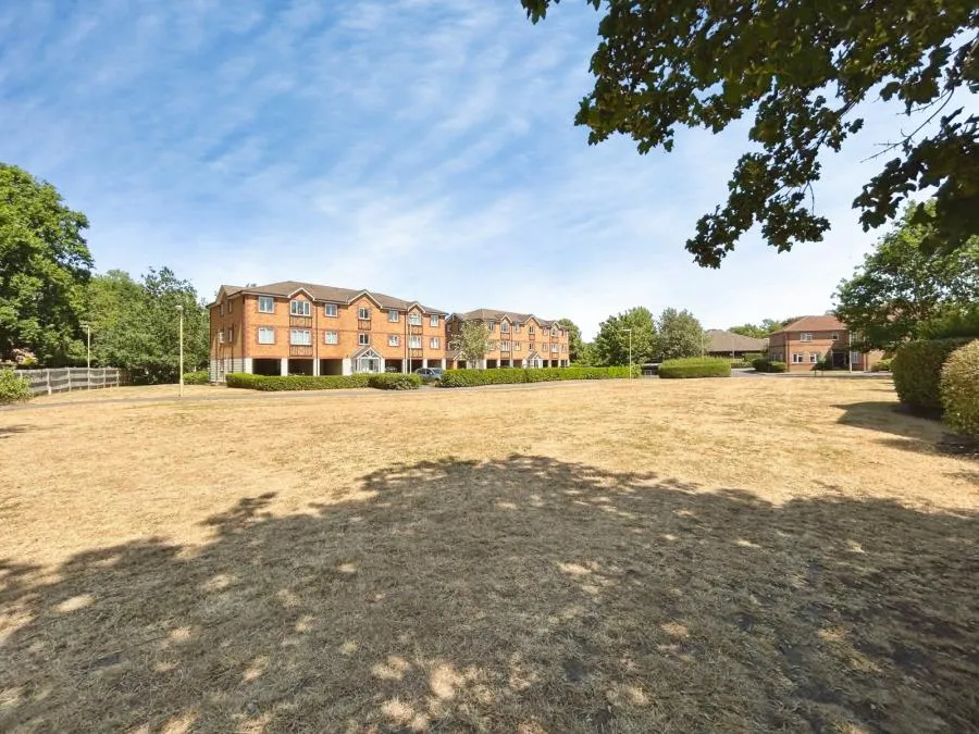 Ellen Drive, Fleet, GU51, photo 4