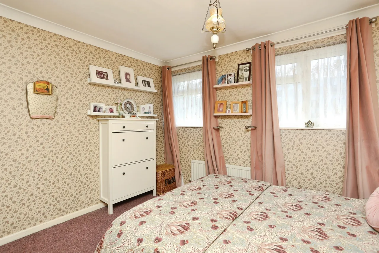 Horsley Drive, Croydon, photo 10