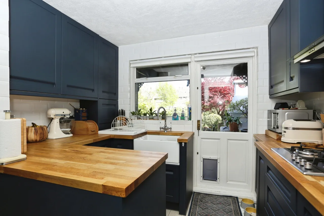 Horsley Drive, Croydon, photo 2