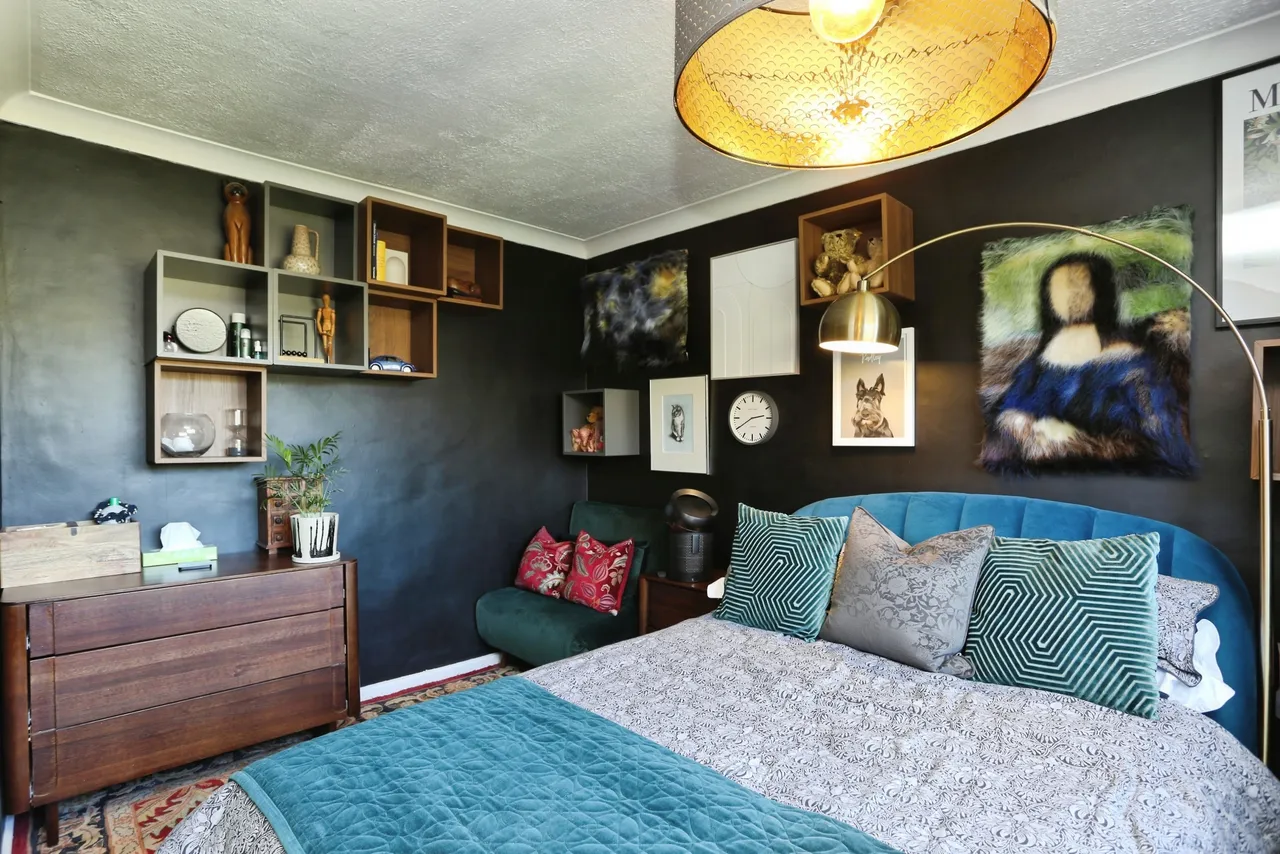 Horsley Drive, Croydon, photo 12