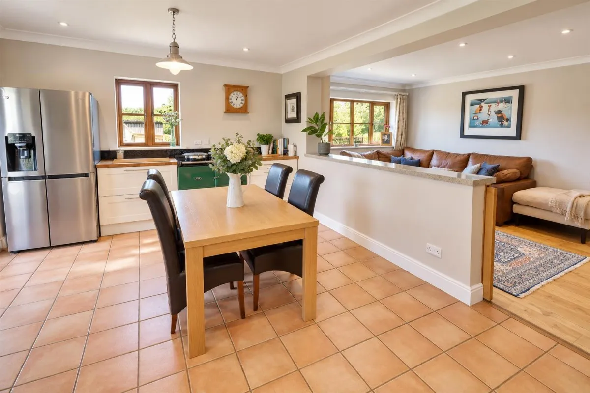 Cheltenham Road East, Churchdown, GL2, photo 5