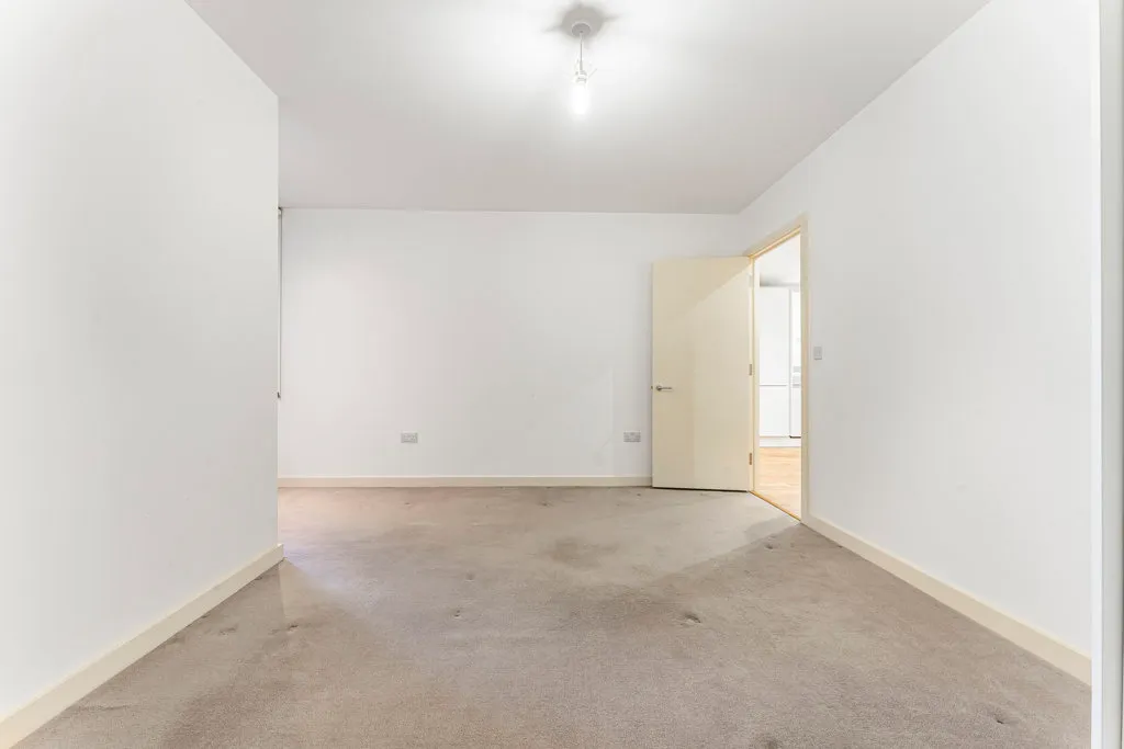 Palmers Road, Bethnal Green, E2, photo 8