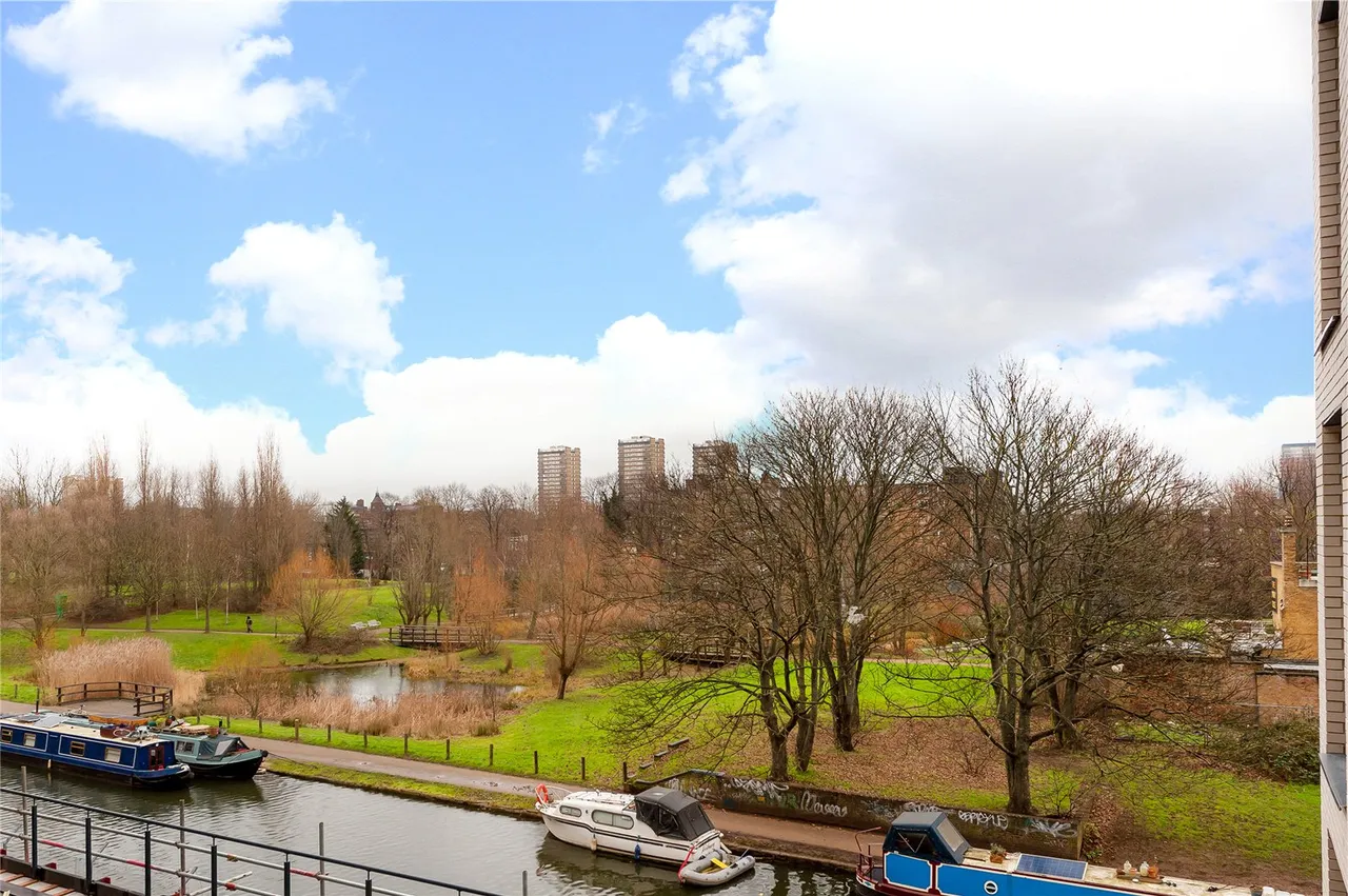 Palmers Road, Bethnal Green, E2, photo 5