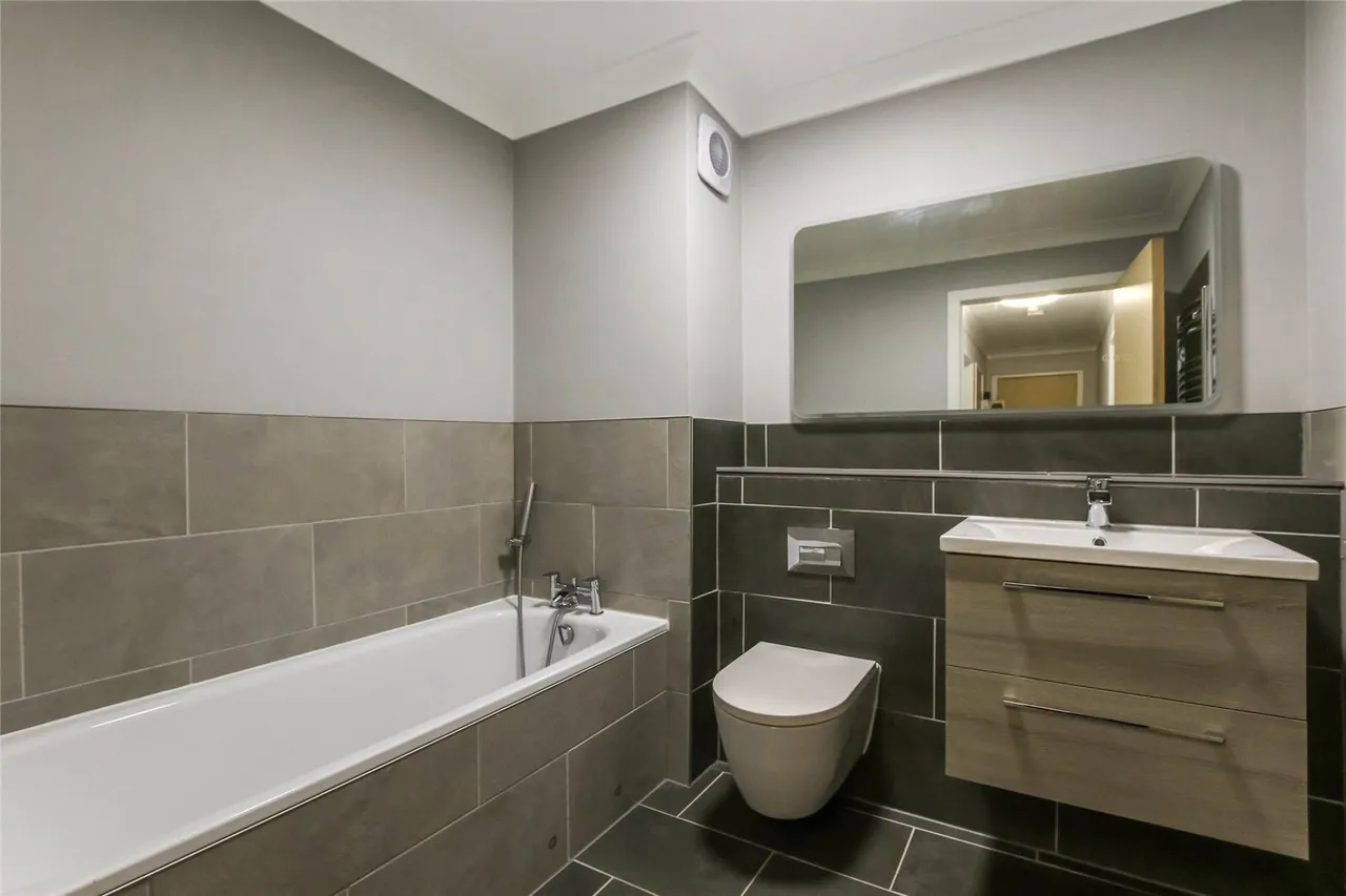 Whitehill Court, Dennistoun, Glasgow, G31, photo 12