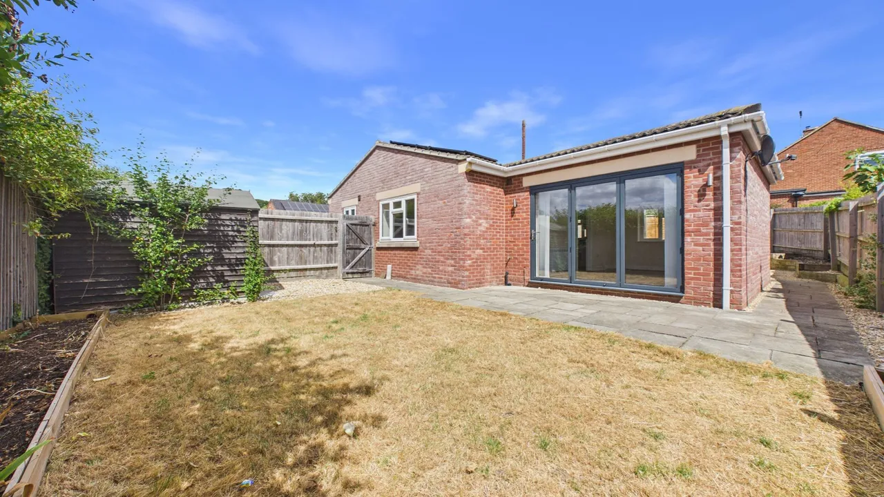 High Street, Corby Glen, Grantham, NG33, photo 15