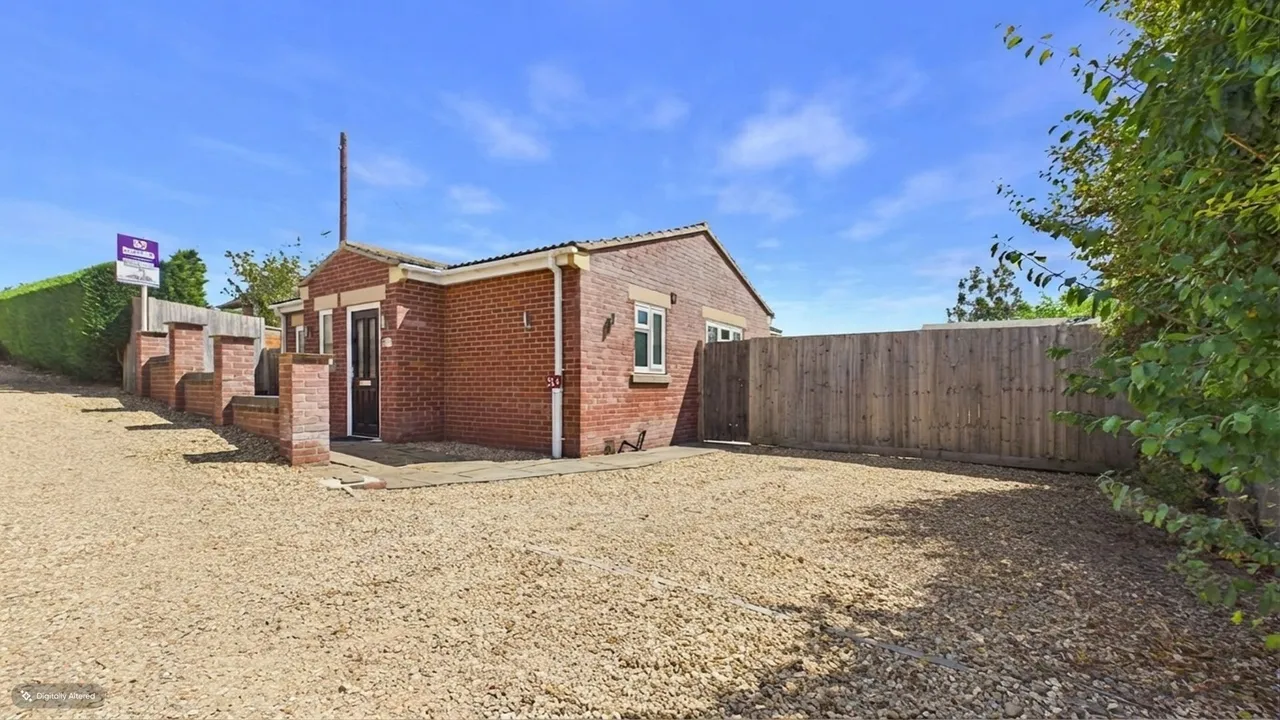 High Street, Corby Glen, Grantham, NG33, photo 19