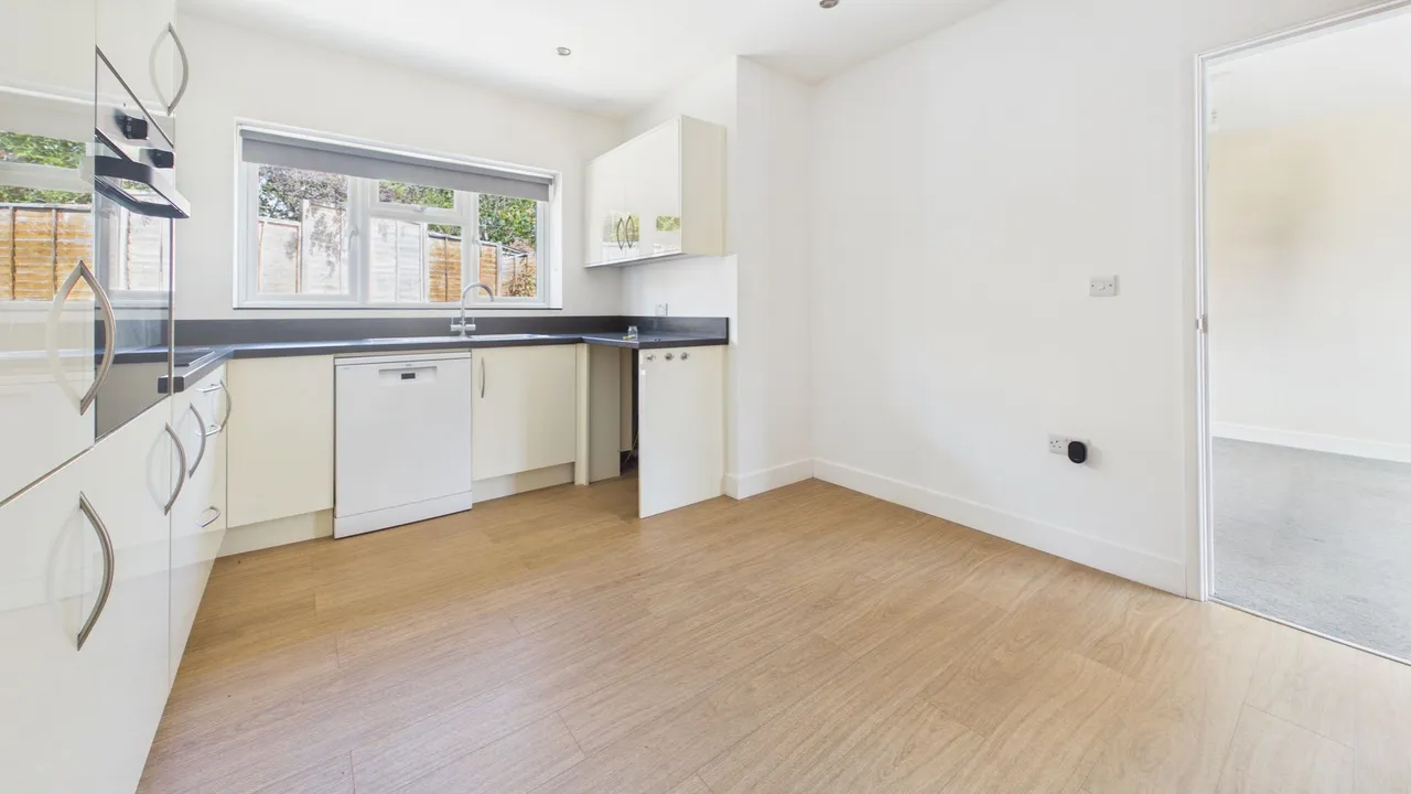 High Street, Corby Glen, Grantham, NG33, photo 11