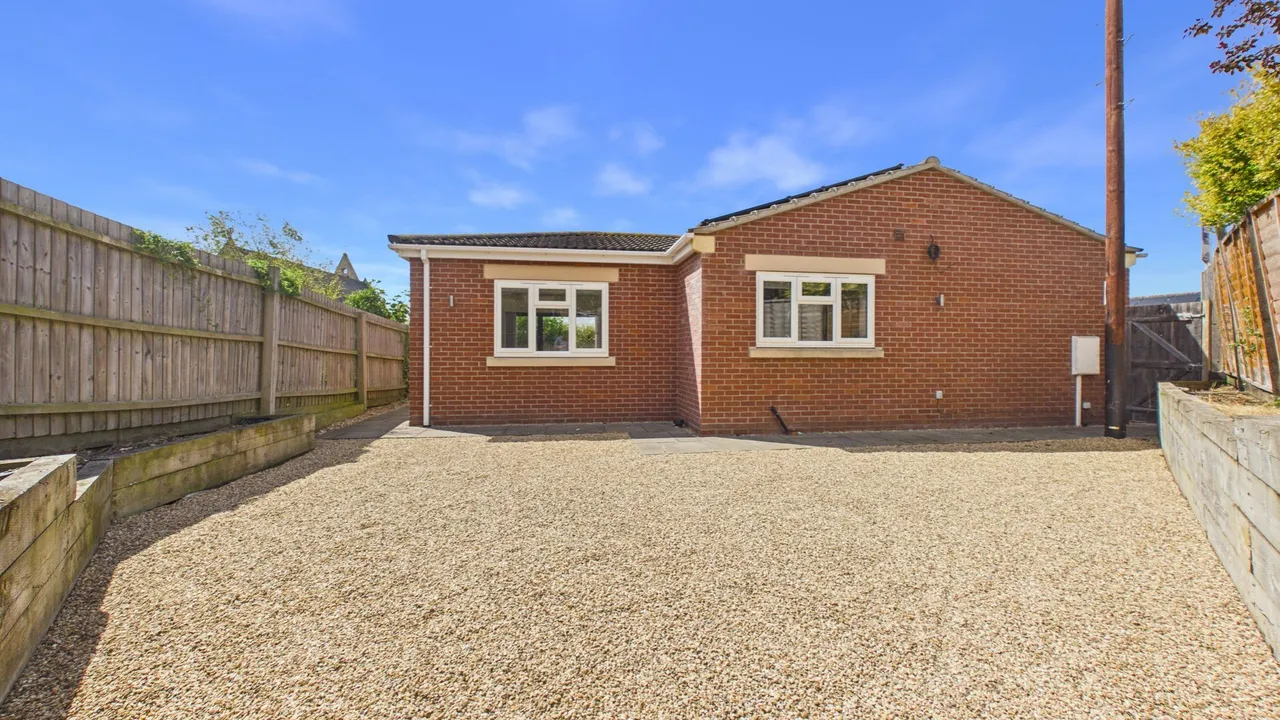 High Street, Corby Glen, Grantham, NG33, photo 18