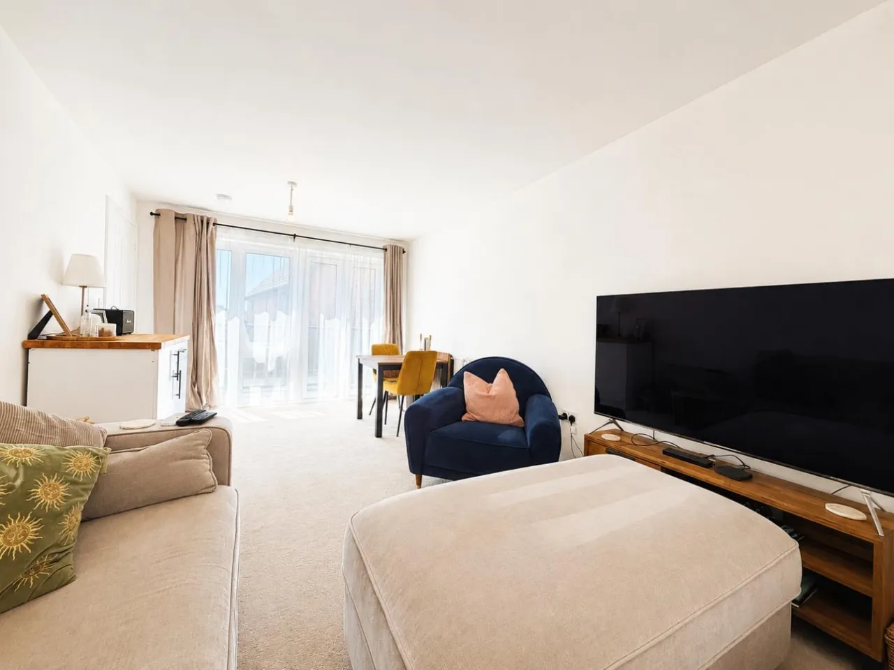 Bale Place, Kingsnorth, Ashford, photo 3