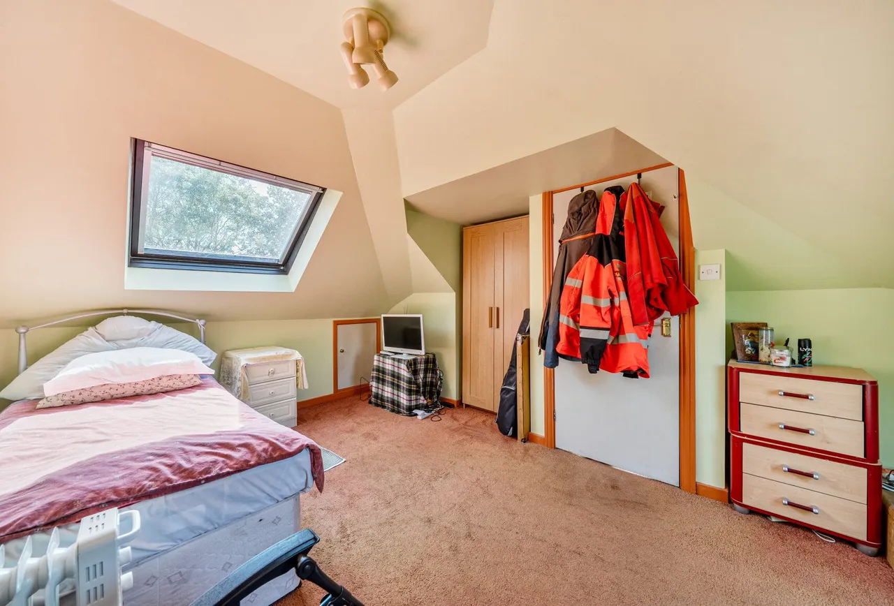 Commonside East, Mitcham, CR4 1HH, photo 15