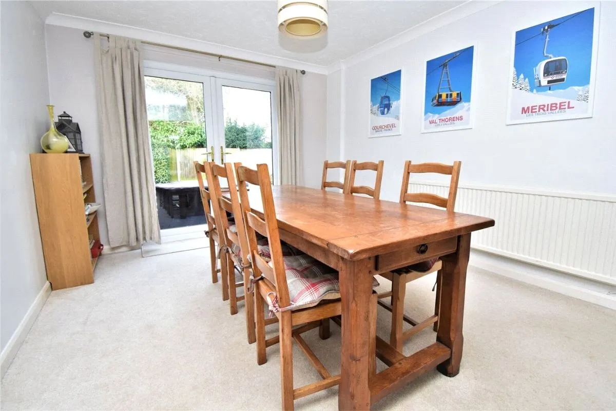 Middle Mead, Hook, Hampshire, RG27 9TE, photo 5