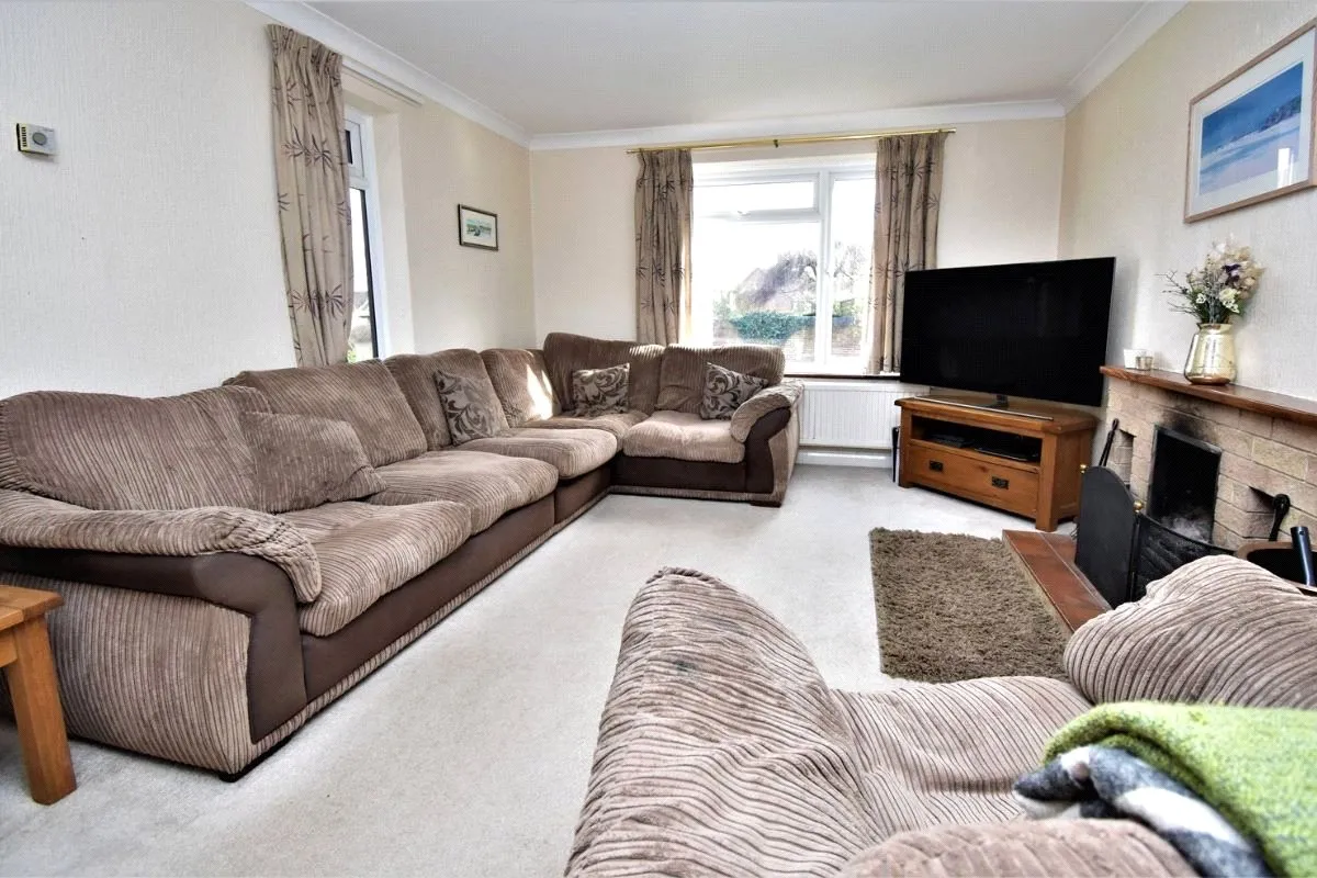 Middle Mead, Hook, Hampshire, RG27 9TE, photo 10