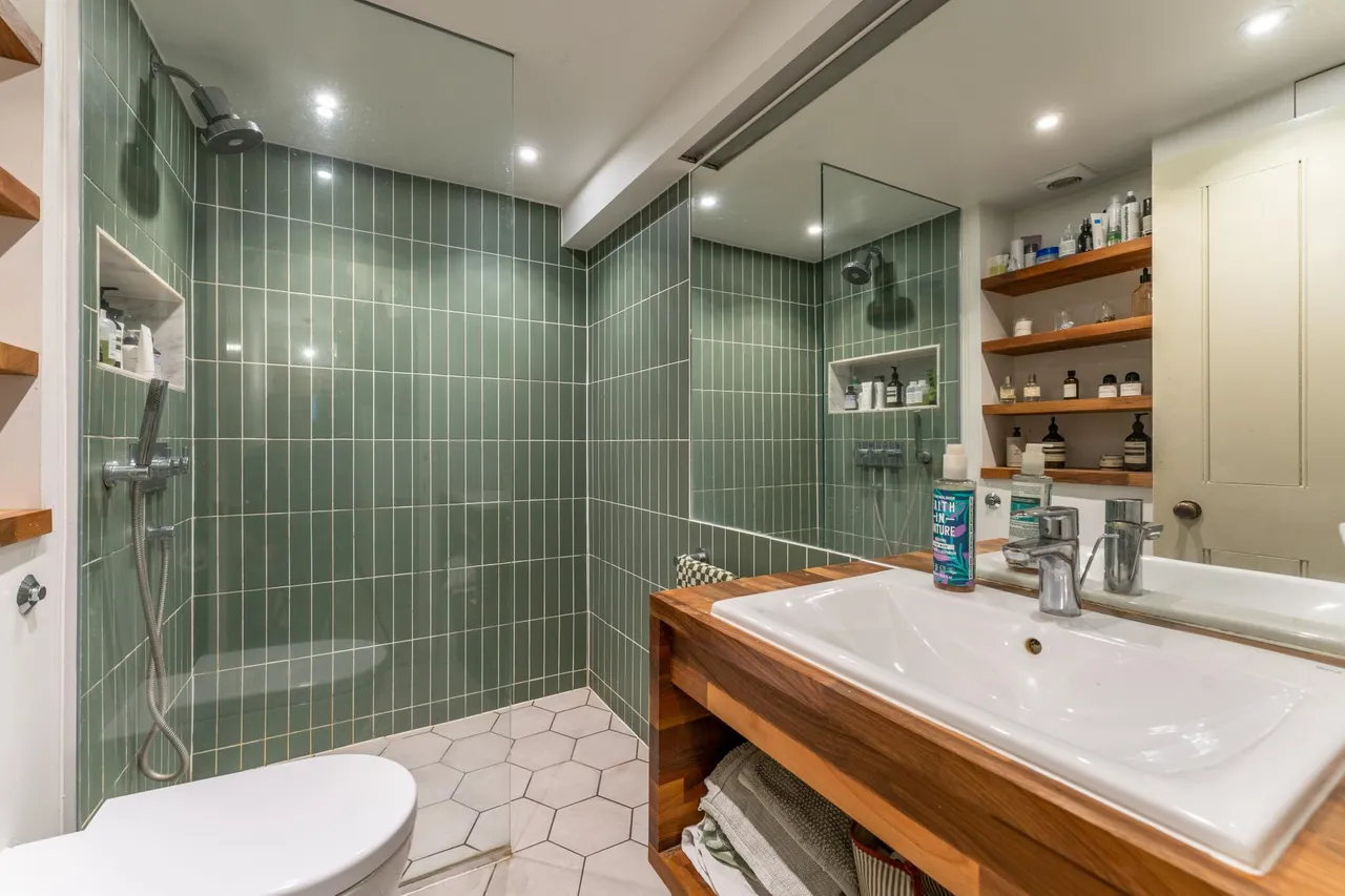 Fassett Road, London, E8, photo 12
