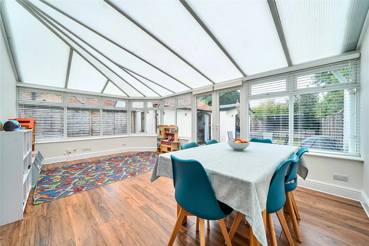 Beresford Avenue, Surbiton, KT5, photo 6