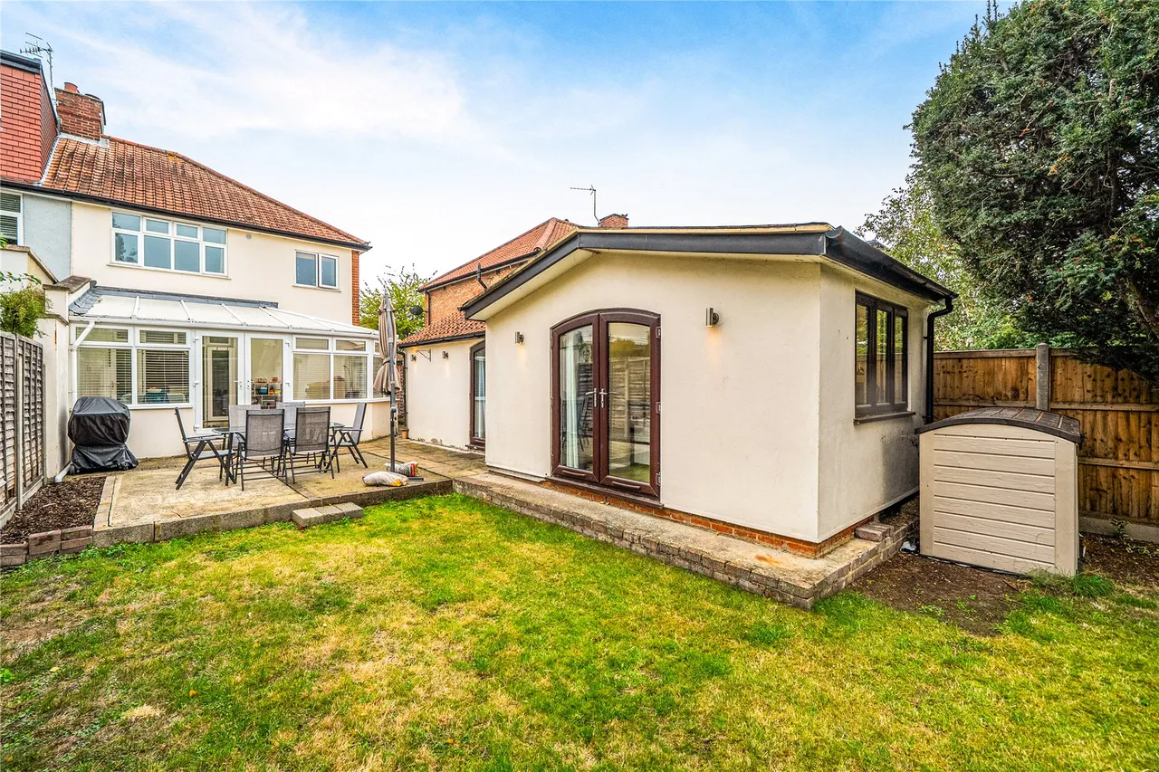 Beresford Avenue, Surbiton, KT5, photo 12