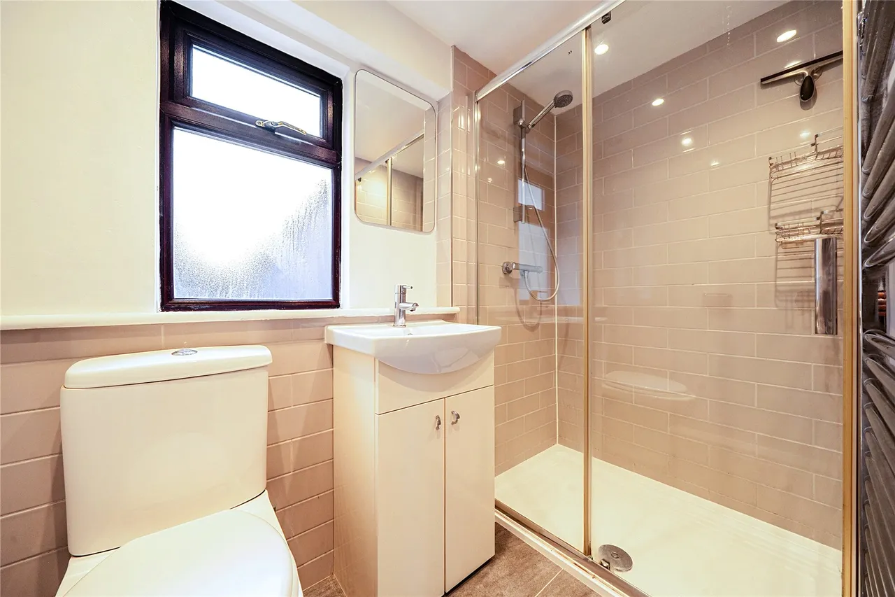 Beresford Avenue, Surbiton, KT5, photo 16