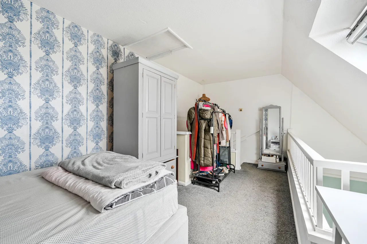 20 Veryan, Woking, photo 8