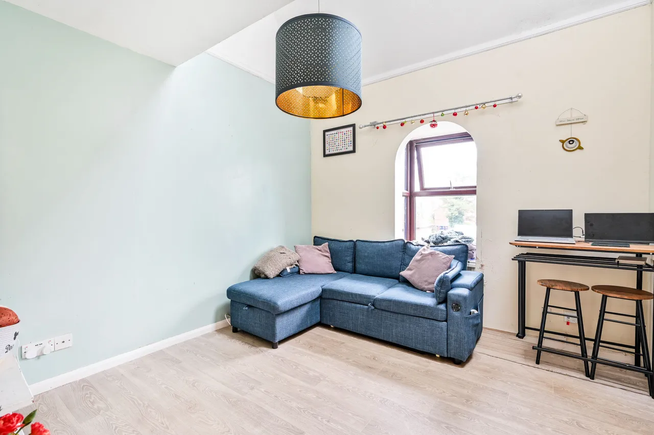 20 Veryan, Woking, photo 5